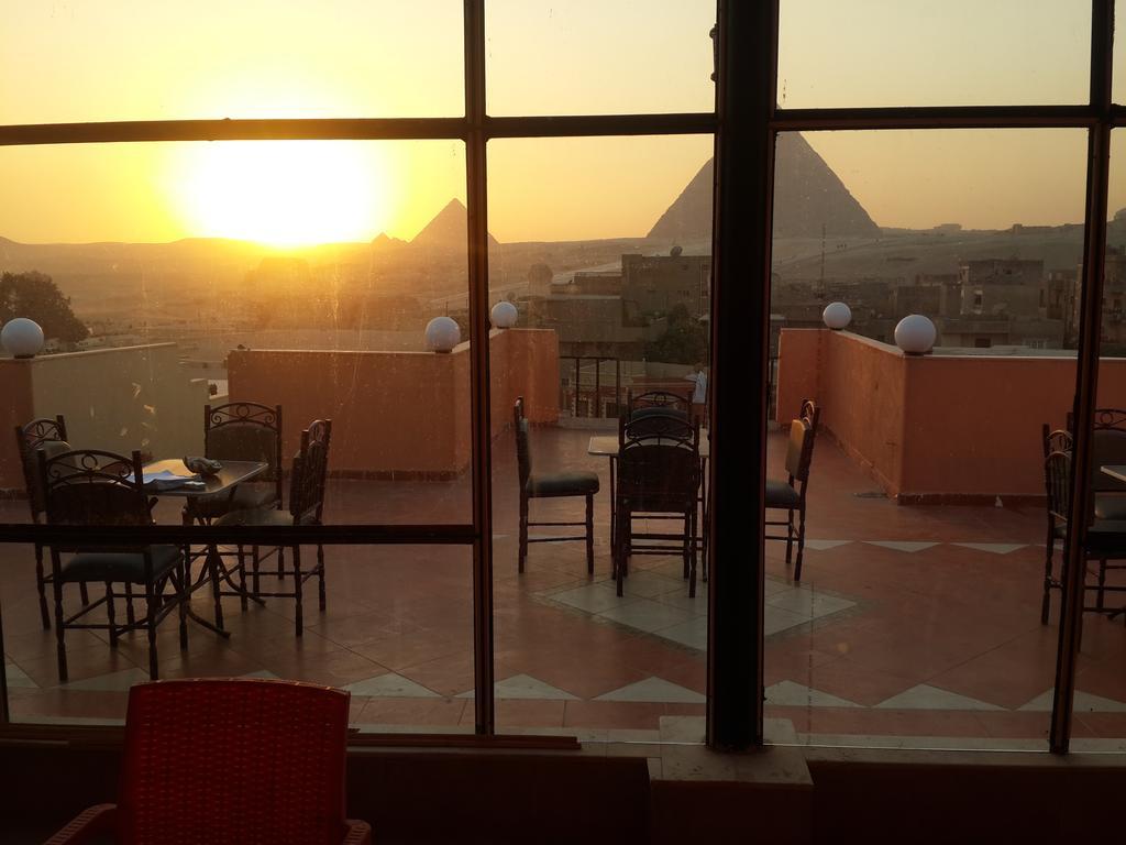 Pyramids Plateau Inn Giza Eksteriør bilde