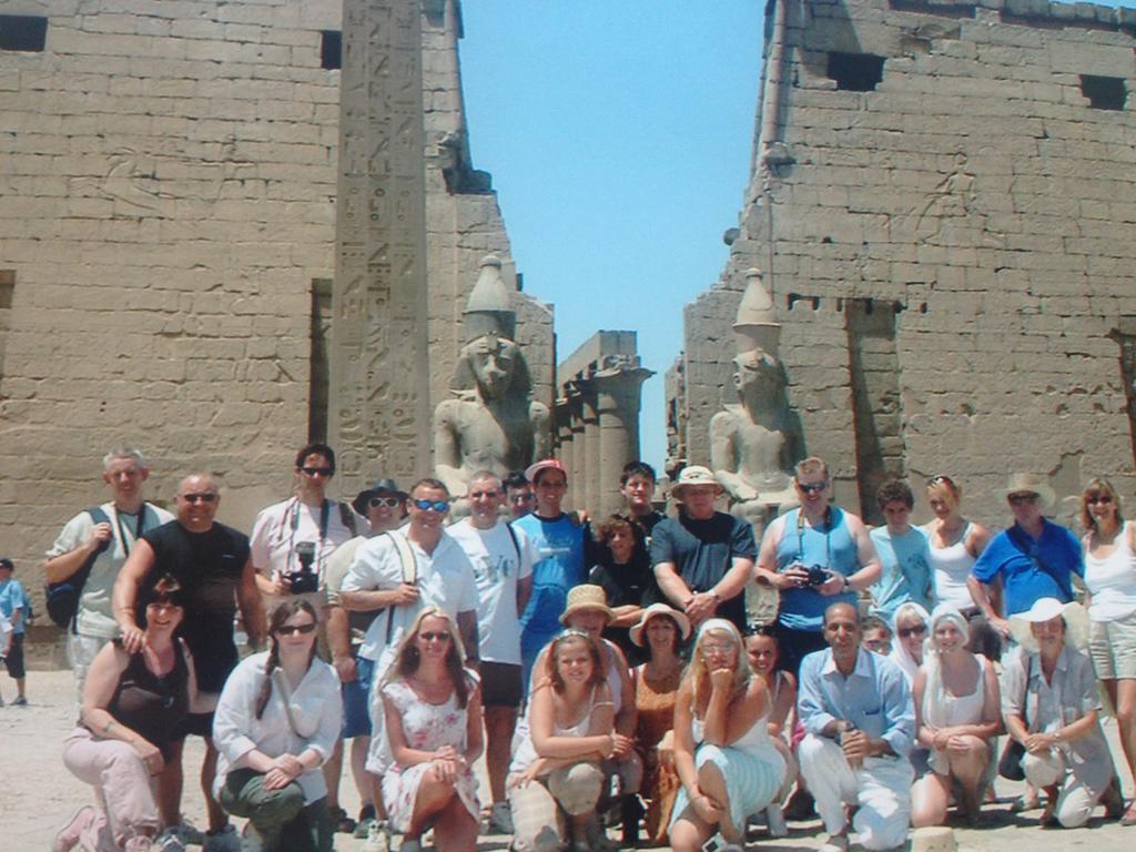 Pyramids Plateau Inn Giza Eksteriør bilde